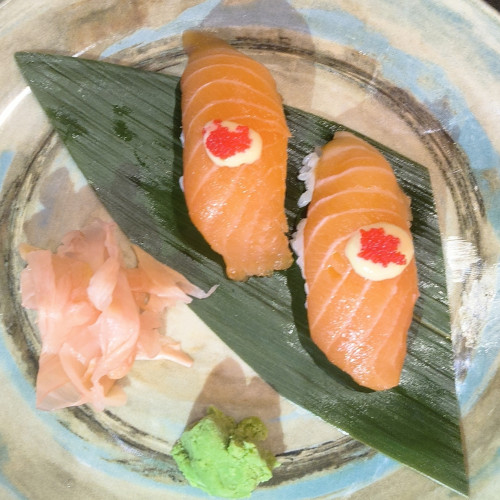 NIGIRI SALMON